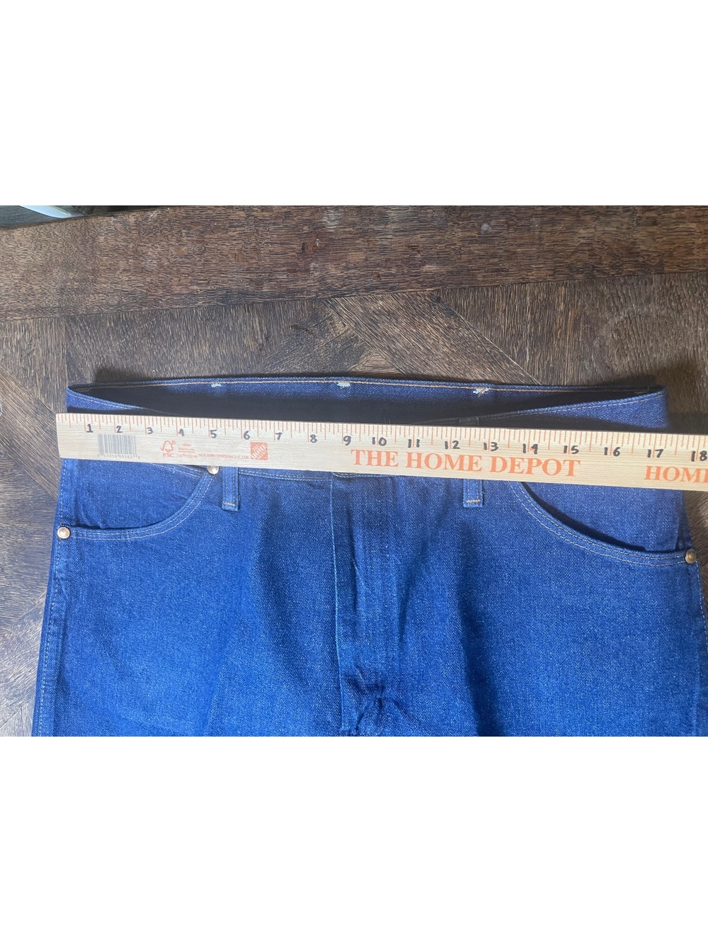 Wrangler original fit 13mwz cotton blue jean pants size 38x32 EUC - Picture 5 of 8